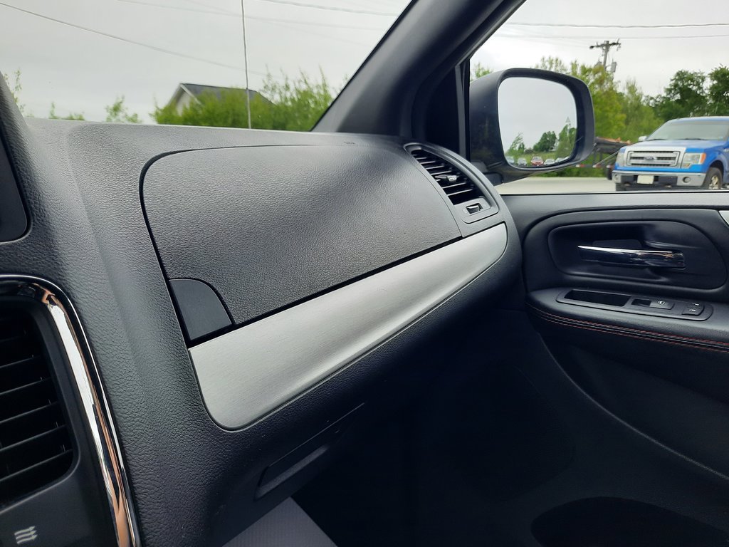2017 Dodge Grand Caravan GT in Hebbville, Nova Scotia - 19 - w1024h768px