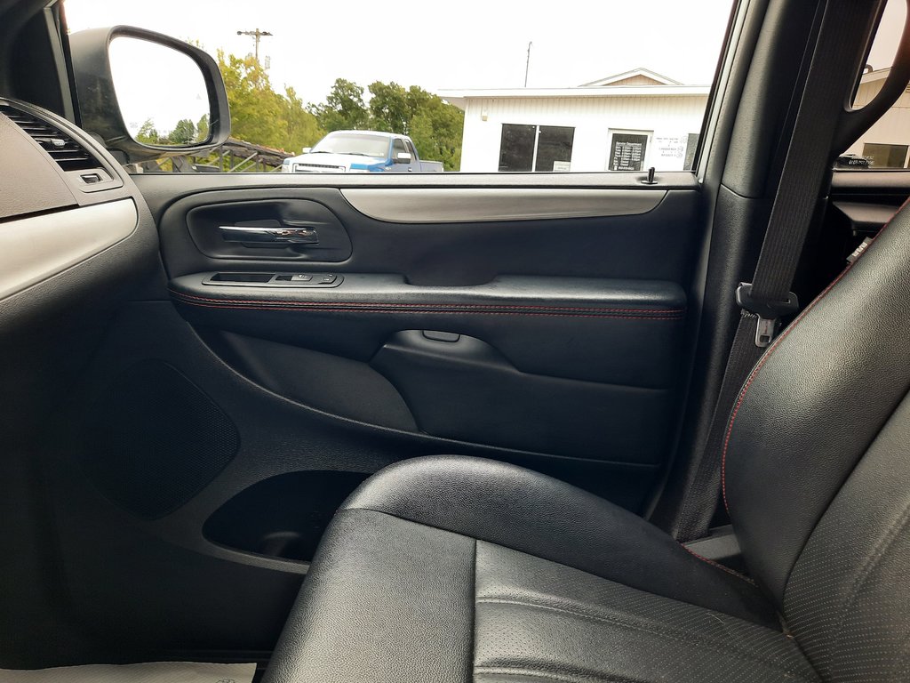 2017 Dodge Grand Caravan GT in Hebbville, Nova Scotia - 20 - w1024h768px