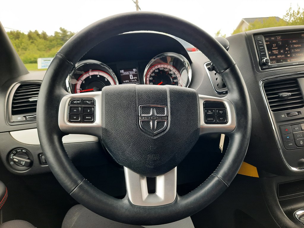 2017 Dodge Grand Caravan GT in Hebbville, Nova Scotia - 13 - w1024h768px