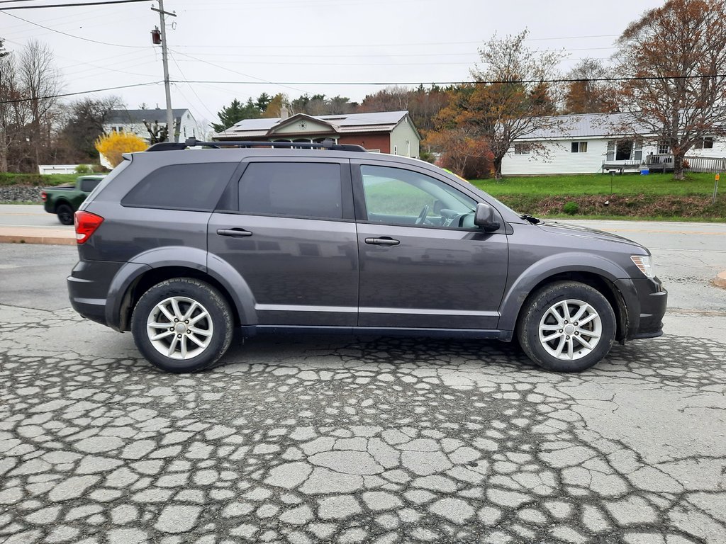 2014 Dodge Journey SE Plus in Hebbville, Nova Scotia - 3 - w1024h768px