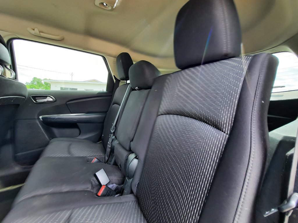 2014 Dodge Journey Limited in Hebbville, Nova Scotia - 23 - w1024h768px