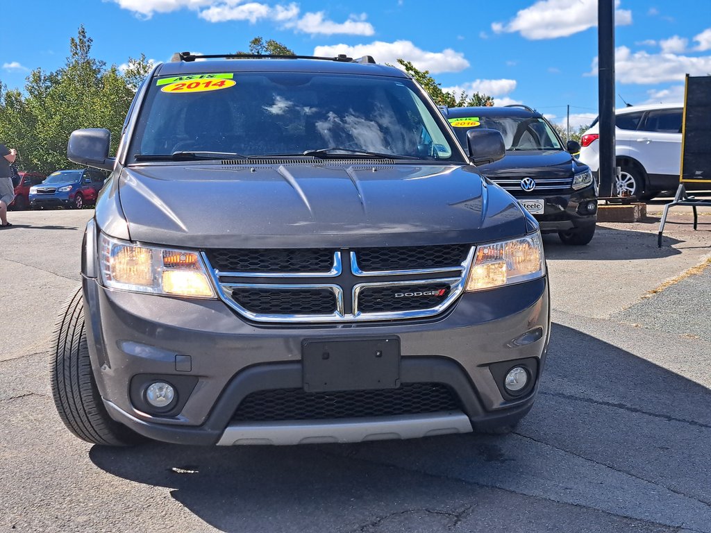 2014 Dodge Journey Limited in Hebbville, Nova Scotia - 10 - w1024h768px