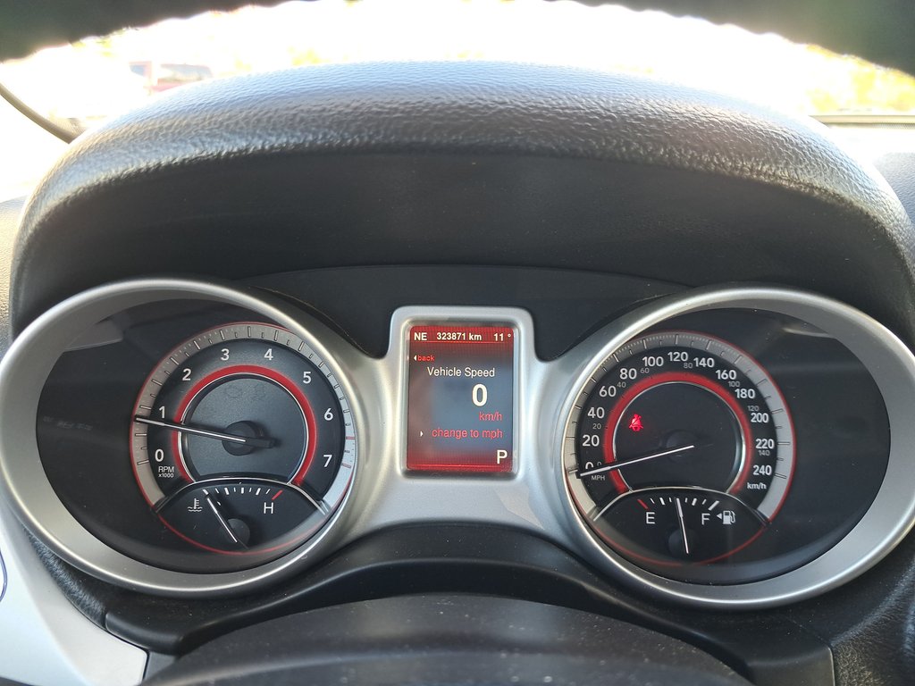 2014 Dodge Journey Limited in Hebbville, Nova Scotia - 17 - w1024h768px