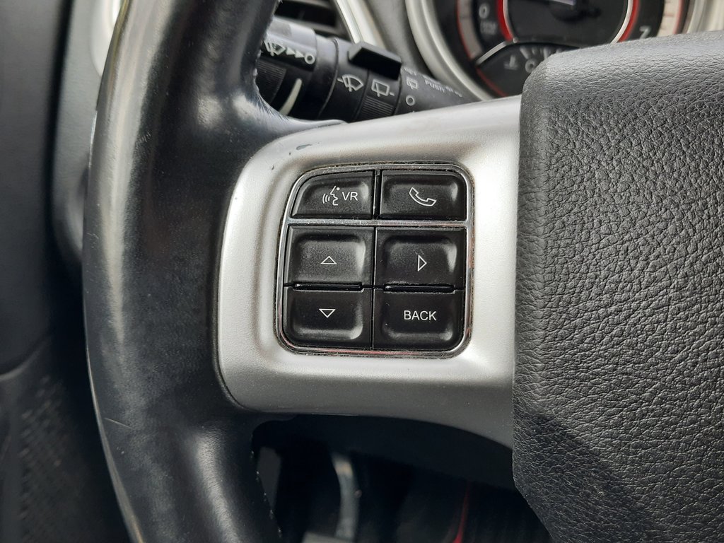 2017 Dodge Journey SXT in Hebbville, Nova Scotia - 10 - w1024h768px