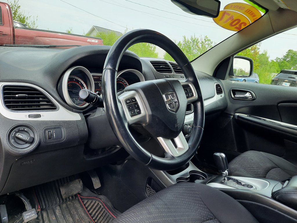 2017 Dodge Journey SXT in Hebbville, Nova Scotia - 2 - w1024h768px