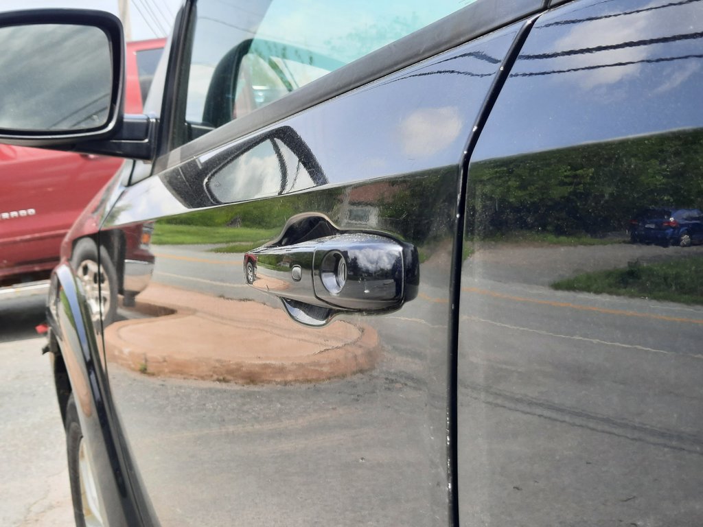2017 Dodge Journey SXT in Hebbville, Nova Scotia - 8 - w1024h768px