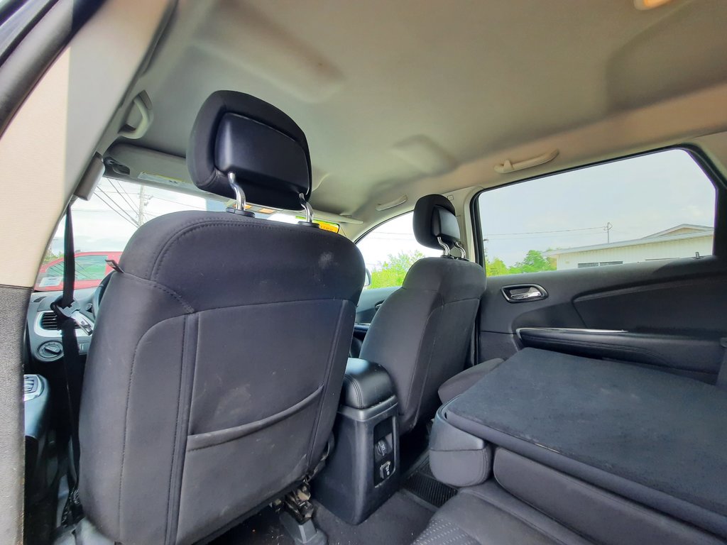 2017 Dodge Journey SXT in Hebbville, Nova Scotia - 23 - w1024h768px