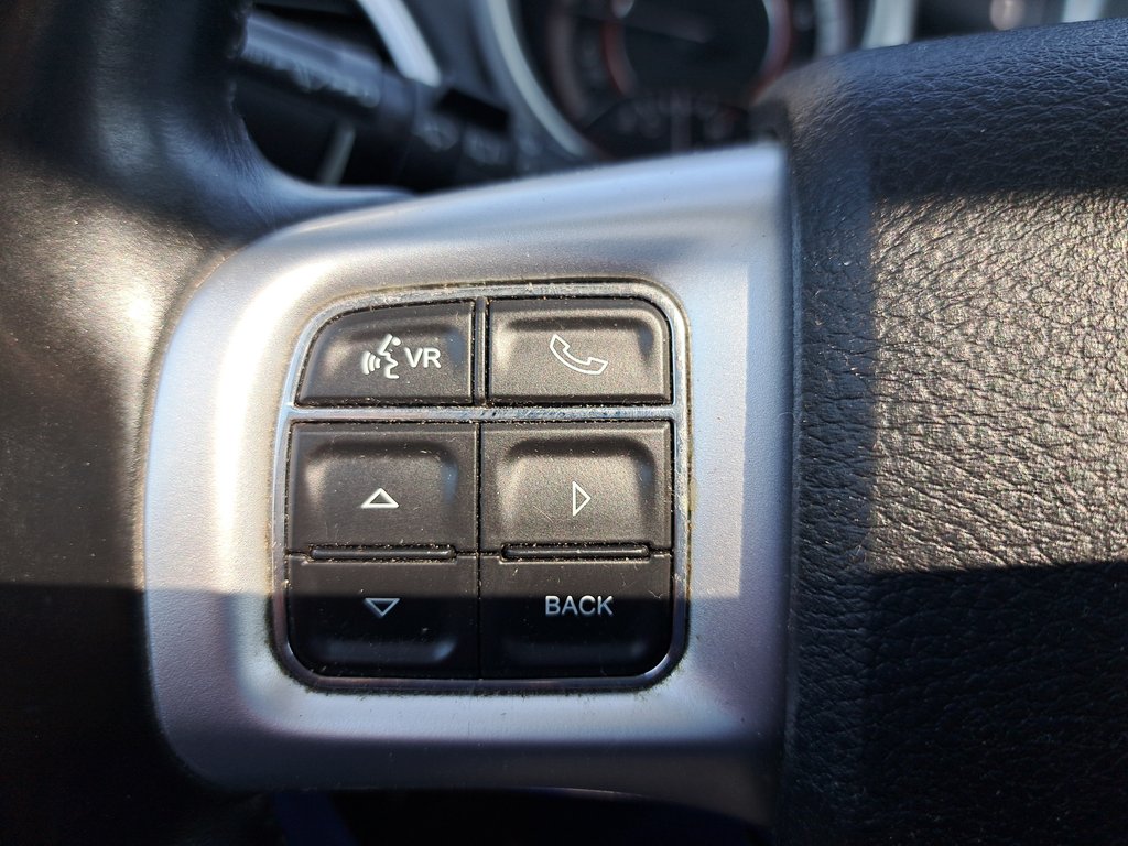 2017 Dodge Journey SXT in Hebbville, Nova Scotia - 18 - w1024h768px