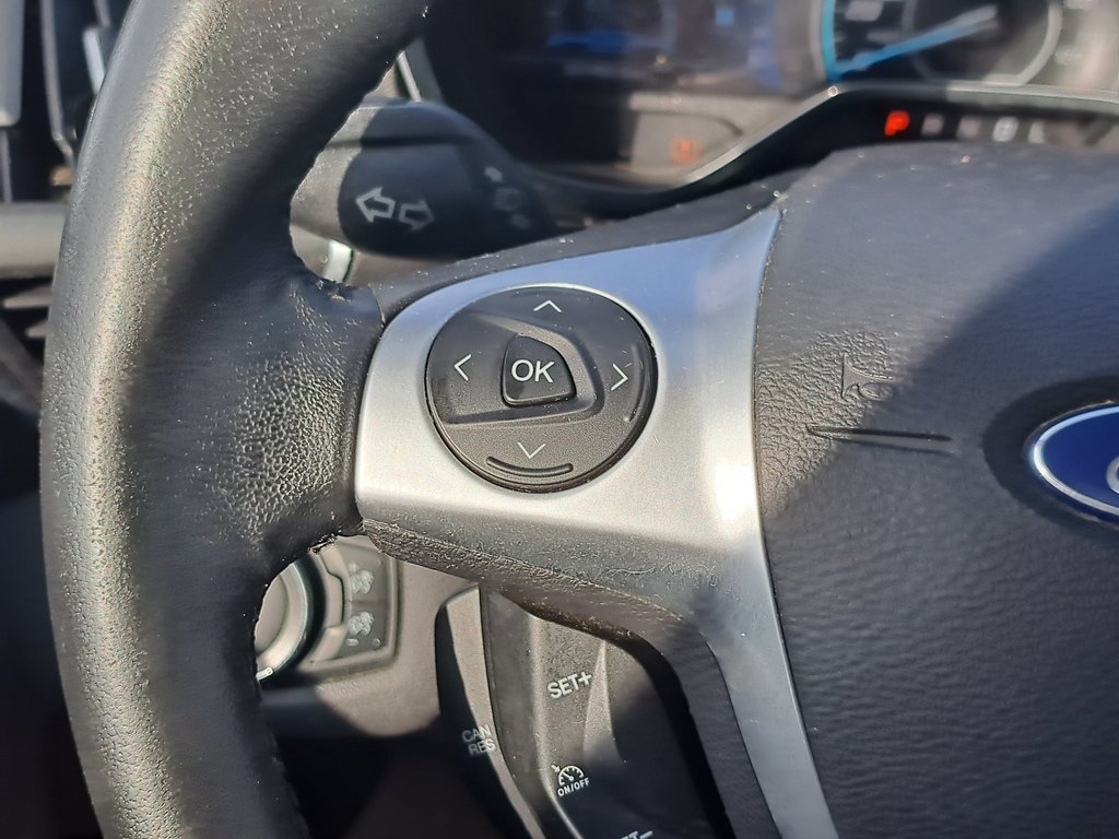2013 Ford C-Max Hybrid SEL in Hebbville, Nova Scotia - 14 - w1024h768px