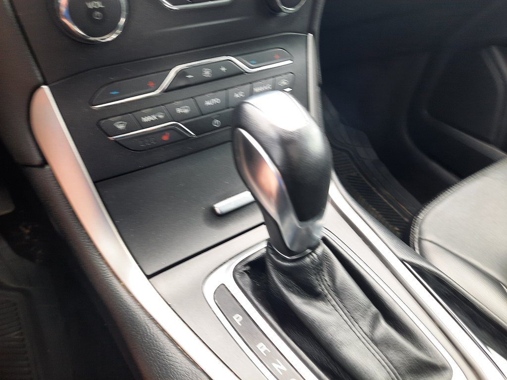 2018 Ford Edge SEL in Hebbville, Nova Scotia - 16 - w1024h768px