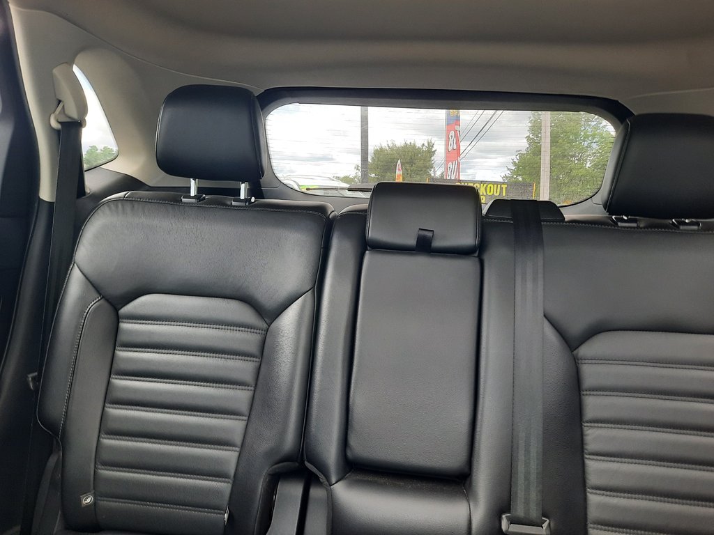 2018 Ford Edge SEL in Hebbville, Nova Scotia - 22 - w1024h768px
