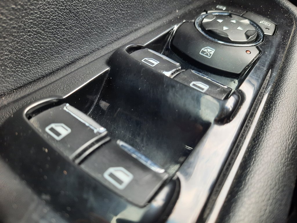 2018 Ford Edge SEL in Hebbville, Nova Scotia - 12 - w1024h768px