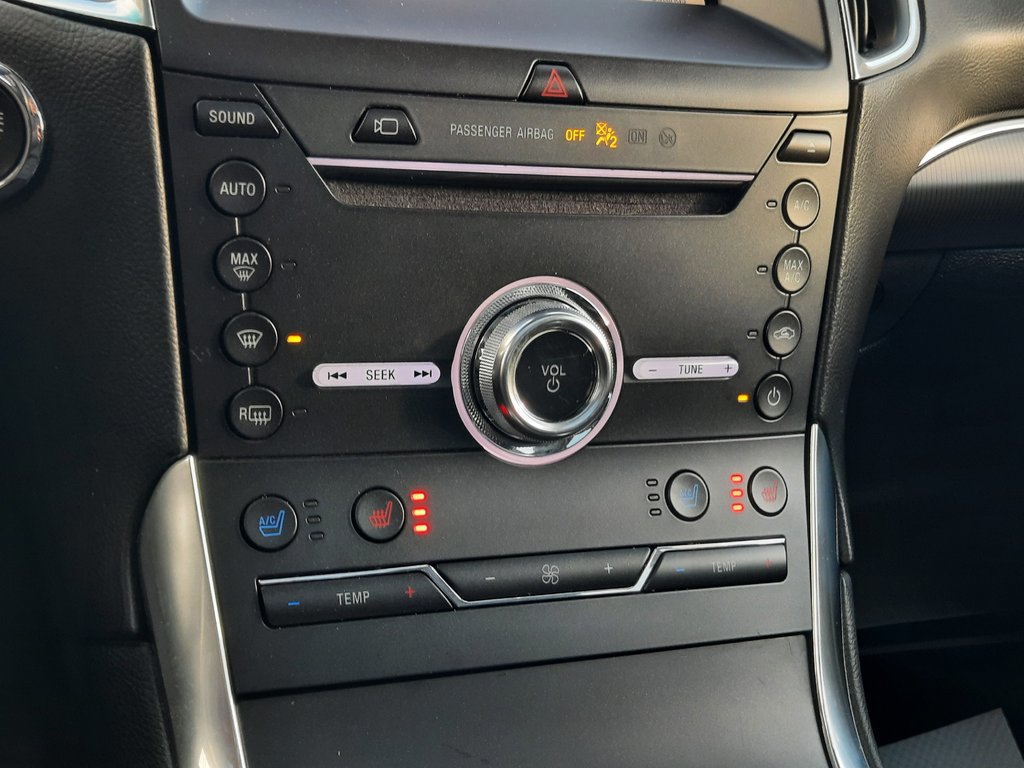 2019 Ford Edge Titanium in Hebbville, Nova Scotia - 19 - w1024h768px