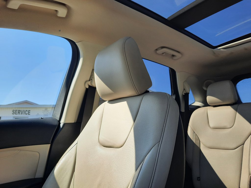 2020 Ford Edge Titanium in Hebbville, Nova Scotia - 24 - w1024h768px