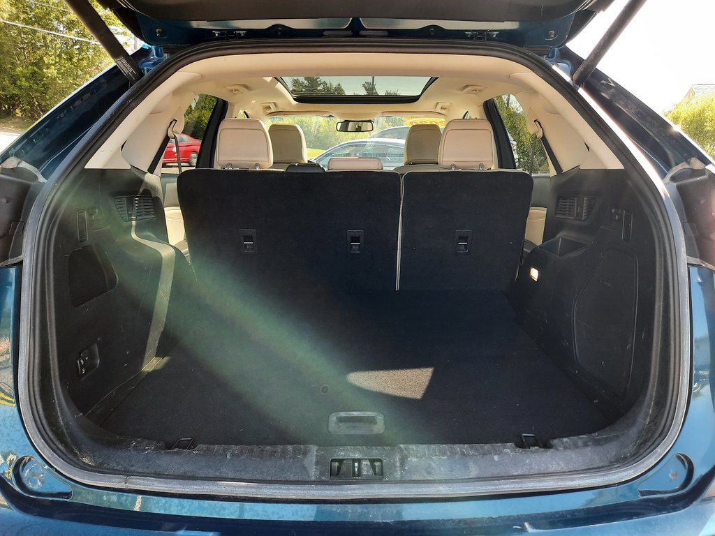 2020 Ford Edge Titanium in Hebbville, Nova Scotia - 9 - w1024h768px