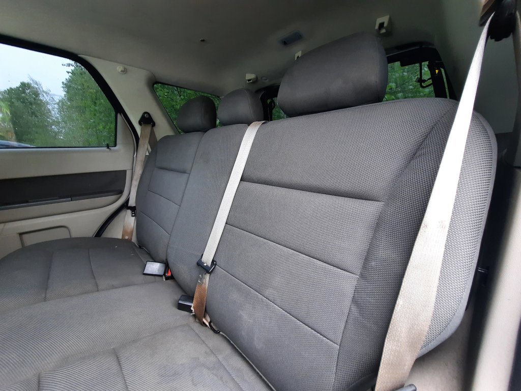 2009 Ford Escape Hybrid in Hebbville, Nova Scotia - 24 - w1024h768px