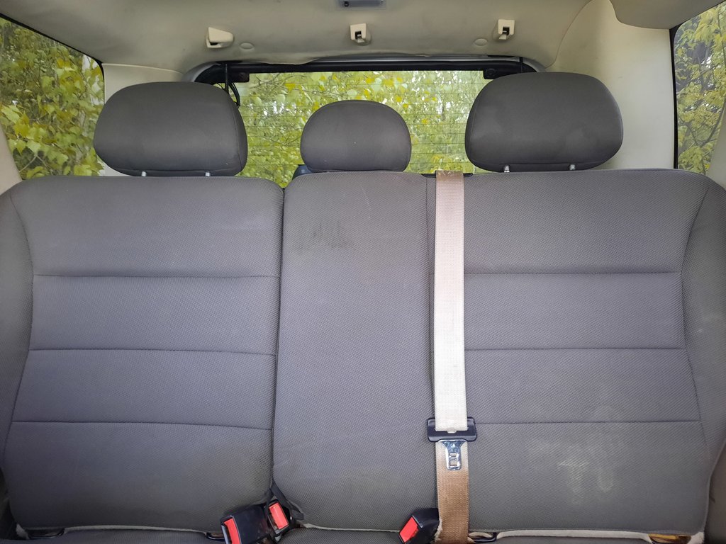 2009 Ford Escape Hybrid in Hebbville, Nova Scotia - 23 - w1024h768px
