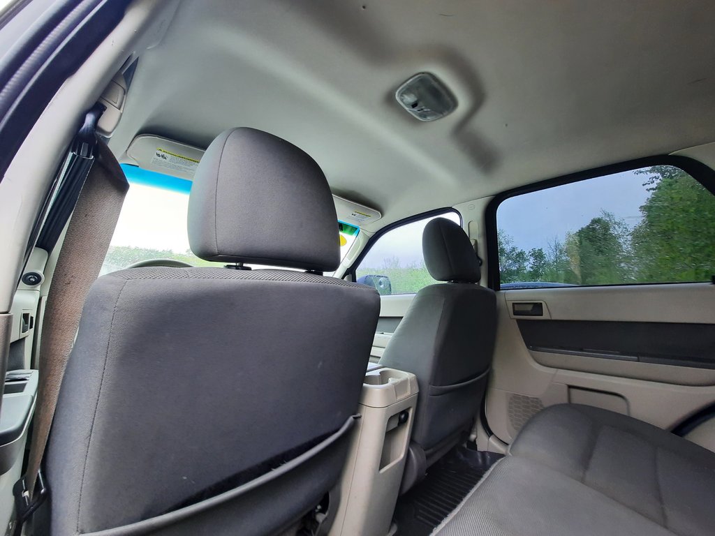 2009 Ford Escape Hybrid in Hebbville, Nova Scotia - 26 - w1024h768px