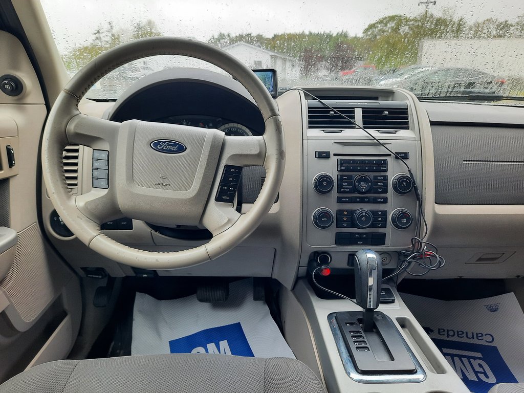 2009 Ford Escape Hybrid in Hebbville, Nova Scotia - 27 - w1024h768px