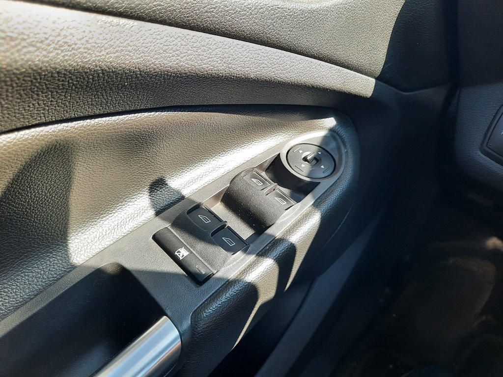 2013 Ford Escape SE in Hebbville, Nova Scotia - 11 - w1024h768px