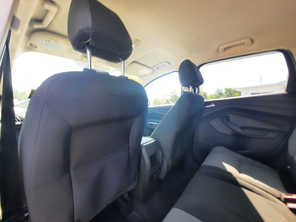 2013 Ford Escape SE in Hebbville, Nova Scotia - 25 - w1024h768px