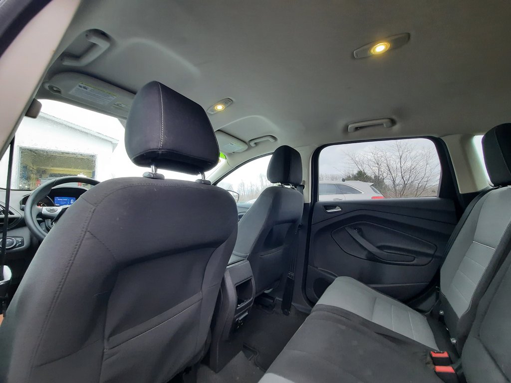 2014 Ford Escape SE in Hebbville, Nova Scotia - 27 - w1024h768px