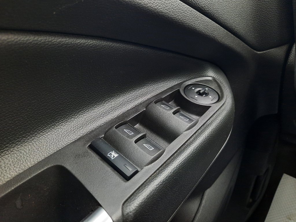 2014 Ford Escape SE in Hebbville, Nova Scotia - 10 - w1024h768px