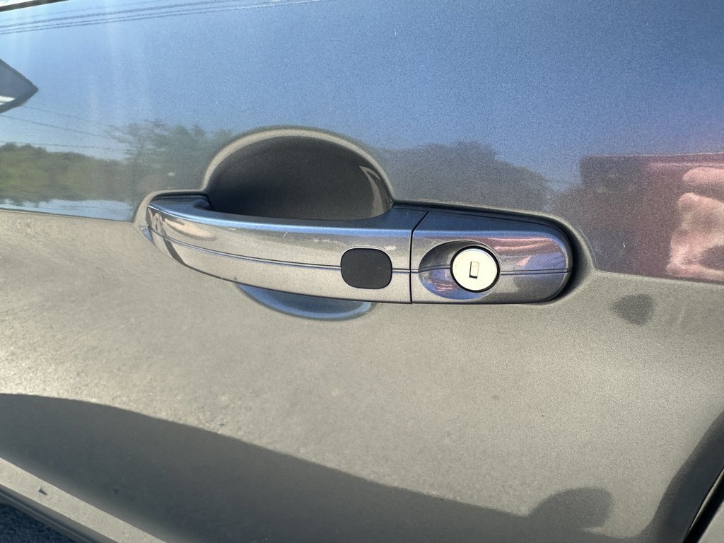 2014 Ford Escape Titanium in Hebbville, Nova Scotia - 6 - w1024h768px