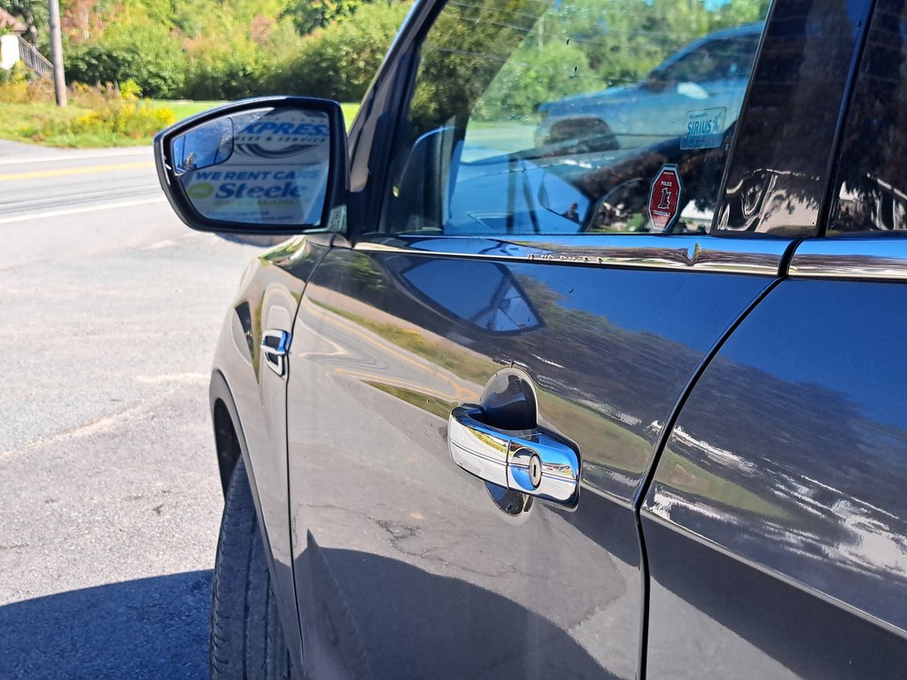 2014 Ford Escape SE in Hebbville, Nova Scotia - 8 - w1024h768px