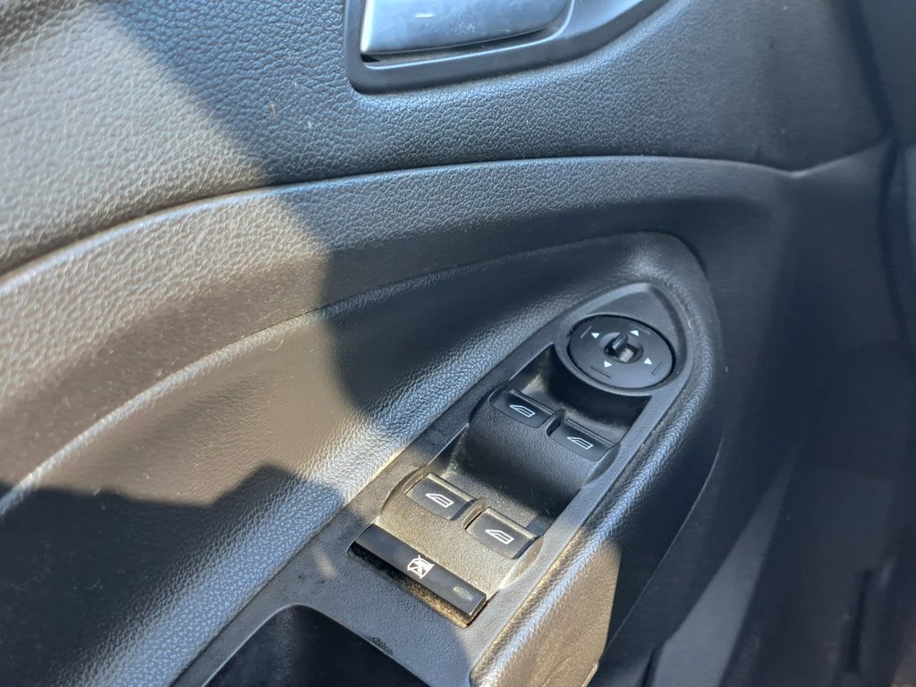 2014 Ford Escape SE in Hebbville, Nova Scotia - 9 - w1024h768px