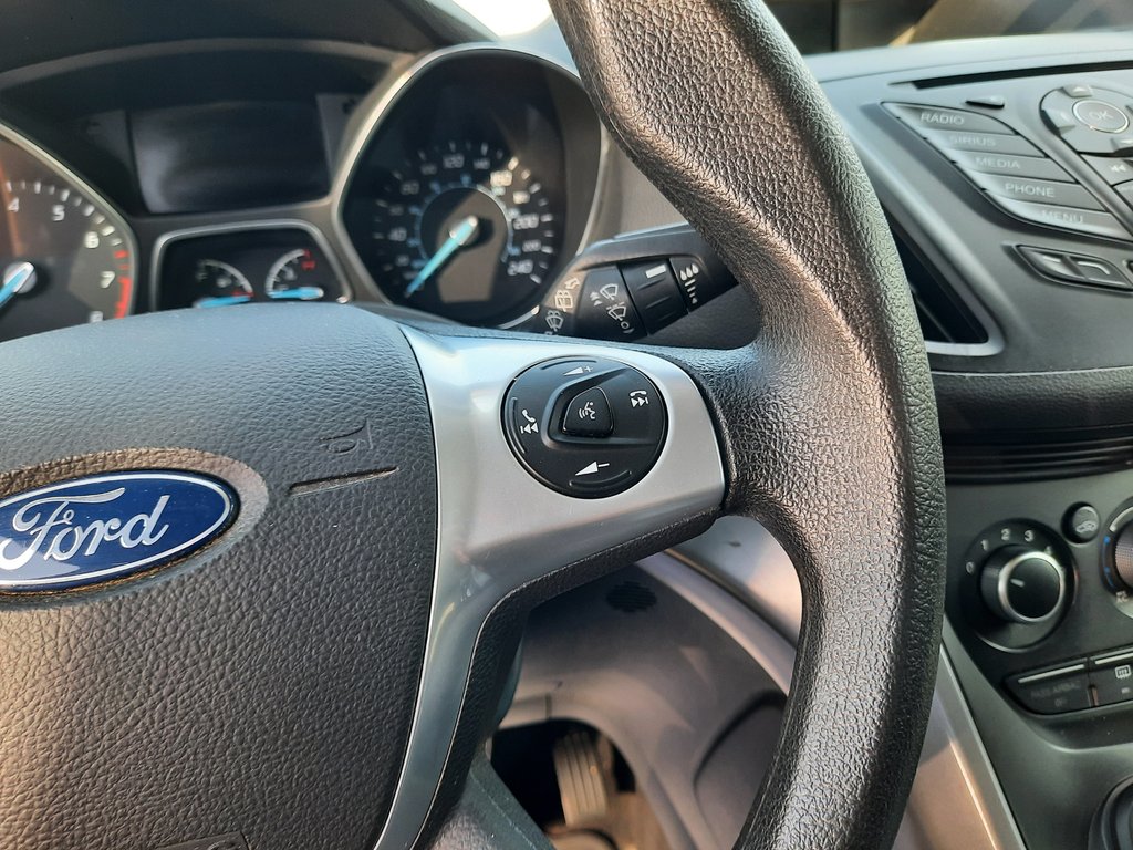 2016 Ford Escape SE in Hebbville, Nova Scotia - 13 - w1024h768px