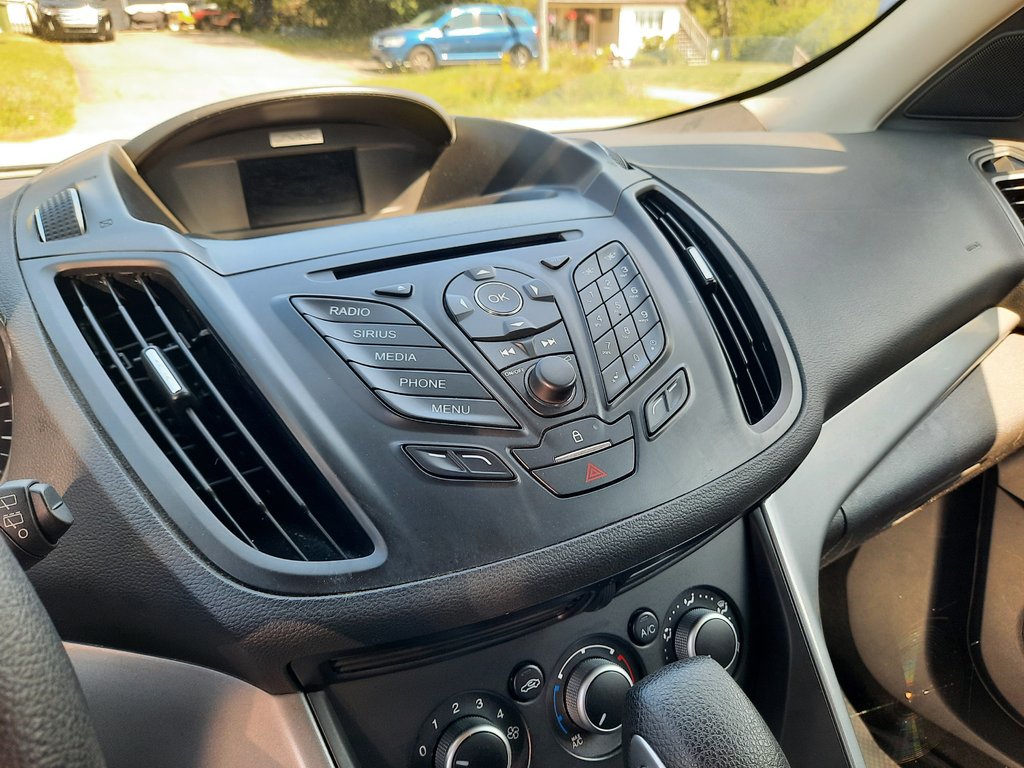 2016 Ford Escape SE in Hebbville, Nova Scotia - 17 - w1024h768px