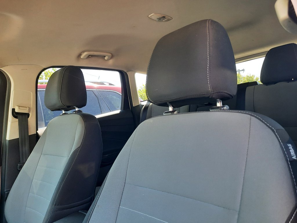 2016 Ford Escape SE in Hebbville, Nova Scotia - 2 - w1024h768px