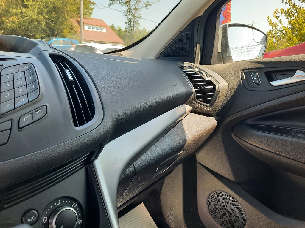 2016 Ford Escape SE in Hebbville, Nova Scotia - 20 - w1024h768px