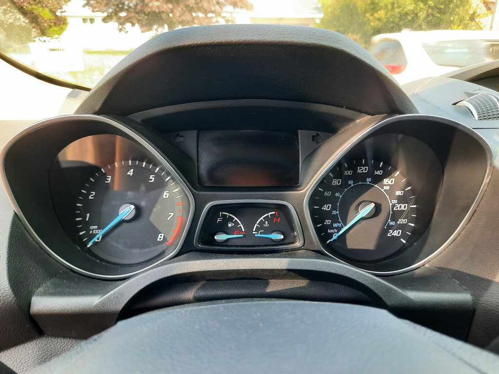 2016 Ford Escape SE in Hebbville, Nova Scotia - 15 - w1024h768px