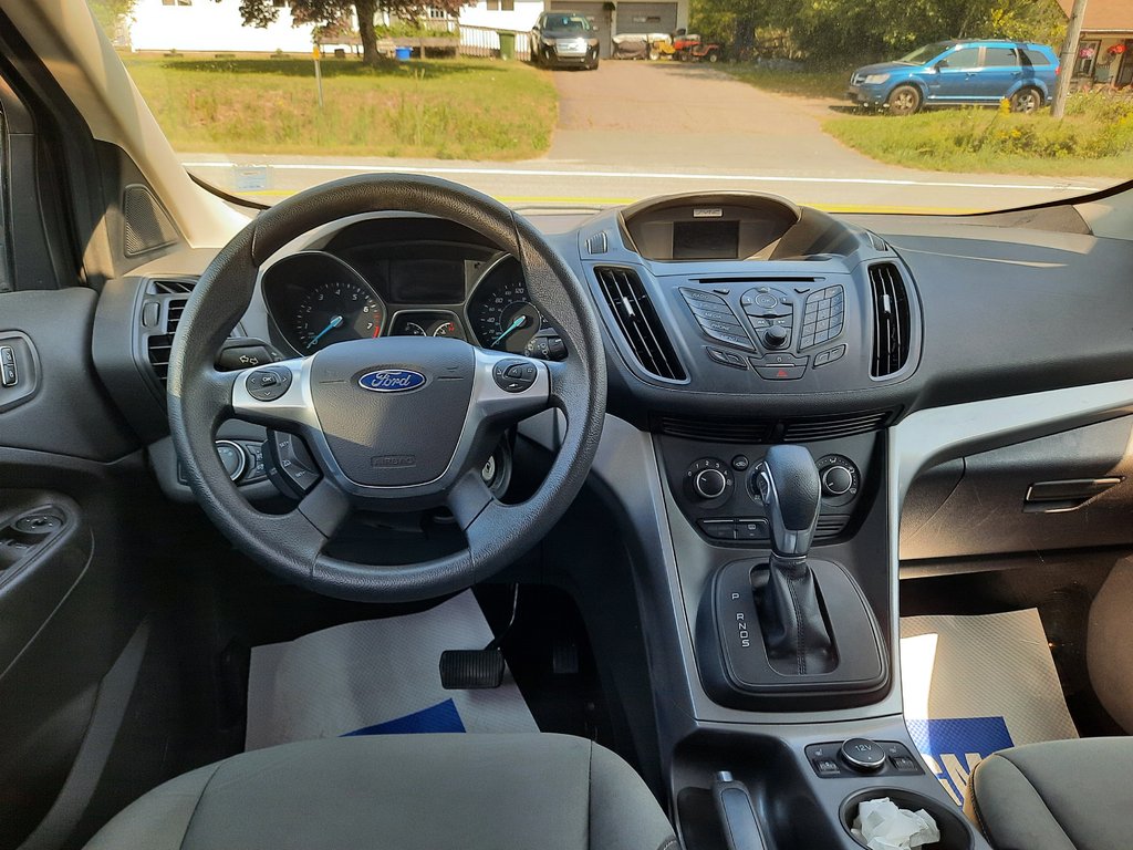 2016 Ford Escape SE in Hebbville, Nova Scotia - 27 - w1024h768px