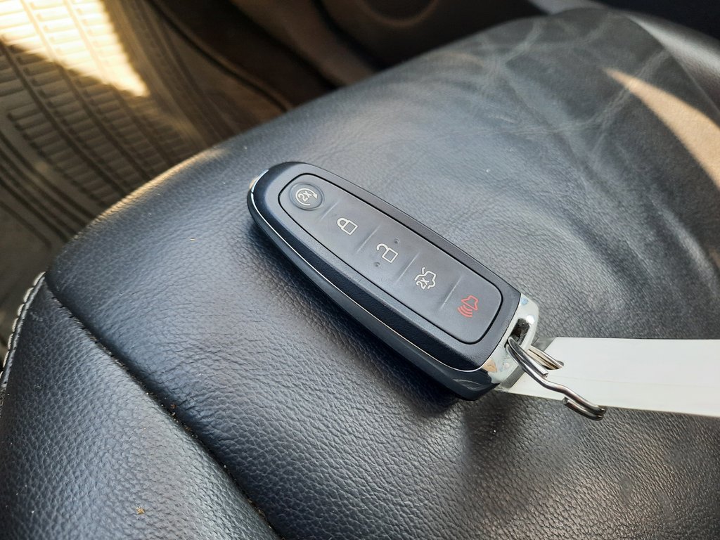 2017 Ford Escape Titanium in Hebbville, Nova Scotia - 30 - w1024h768px