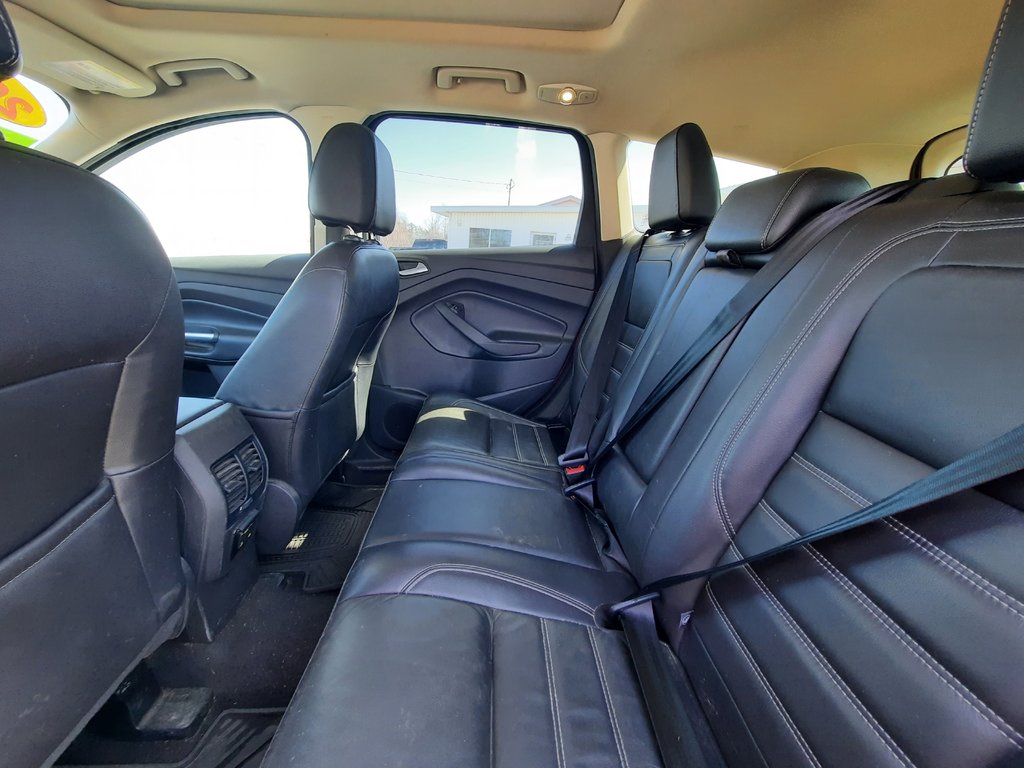 2017 Ford Escape Titanium in Hebbville, Nova Scotia - 27 - w1024h768px