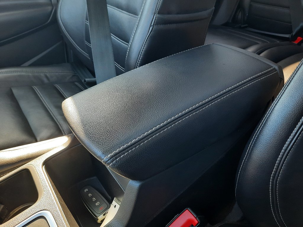 2017 Ford Escape Titanium in Hebbville, Nova Scotia - 19 - w1024h768px