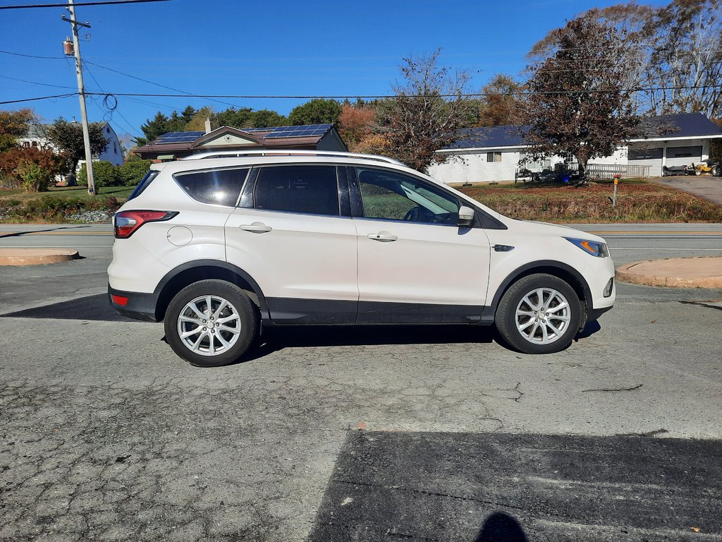 2017 Ford Escape Titanium in Hebbville, Nova Scotia - 6 - w1024h768px