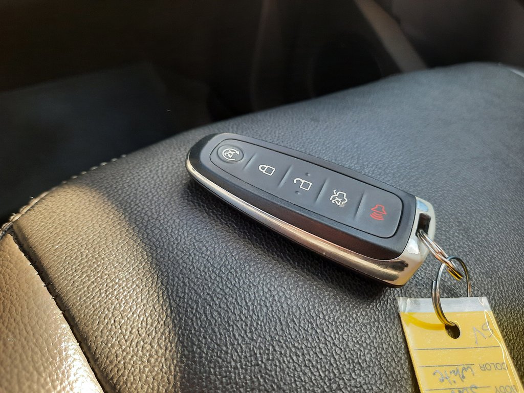 2017 Ford Escape Titanium in Hebbville, Nova Scotia - 27 - w1024h768px