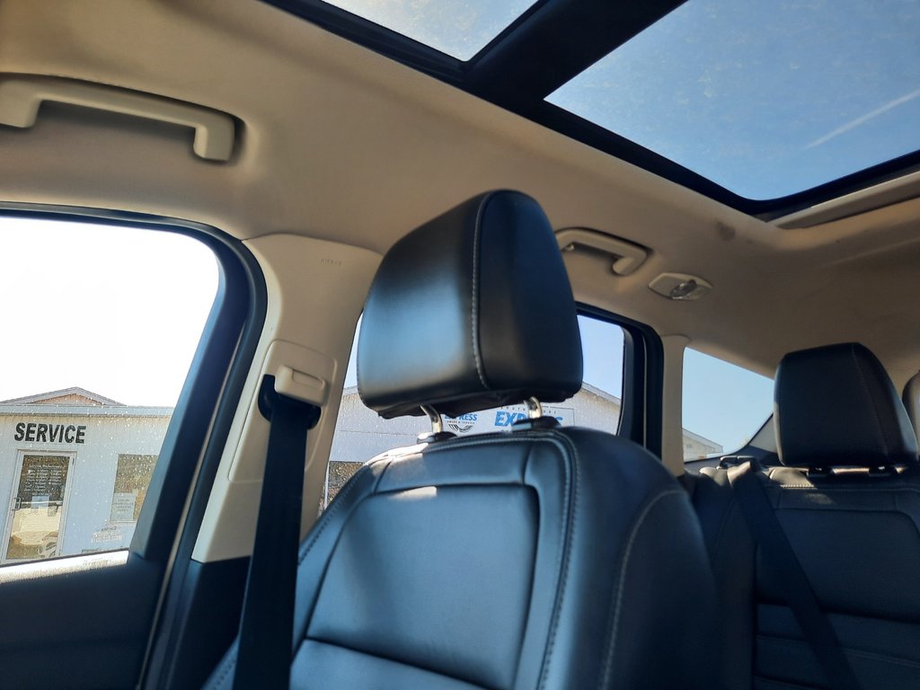 2017 Ford Escape Titanium in Hebbville, Nova Scotia - 21 - w1024h768px