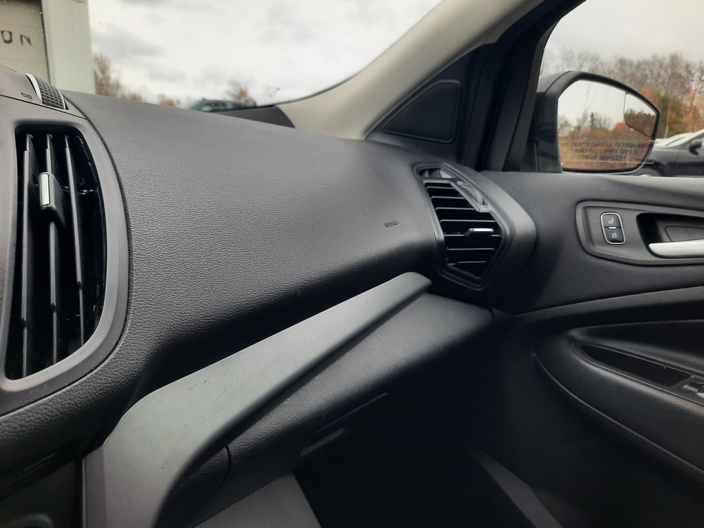 2018 Ford Escape SE in Hebbville, Nova Scotia - 22 - w1024h768px