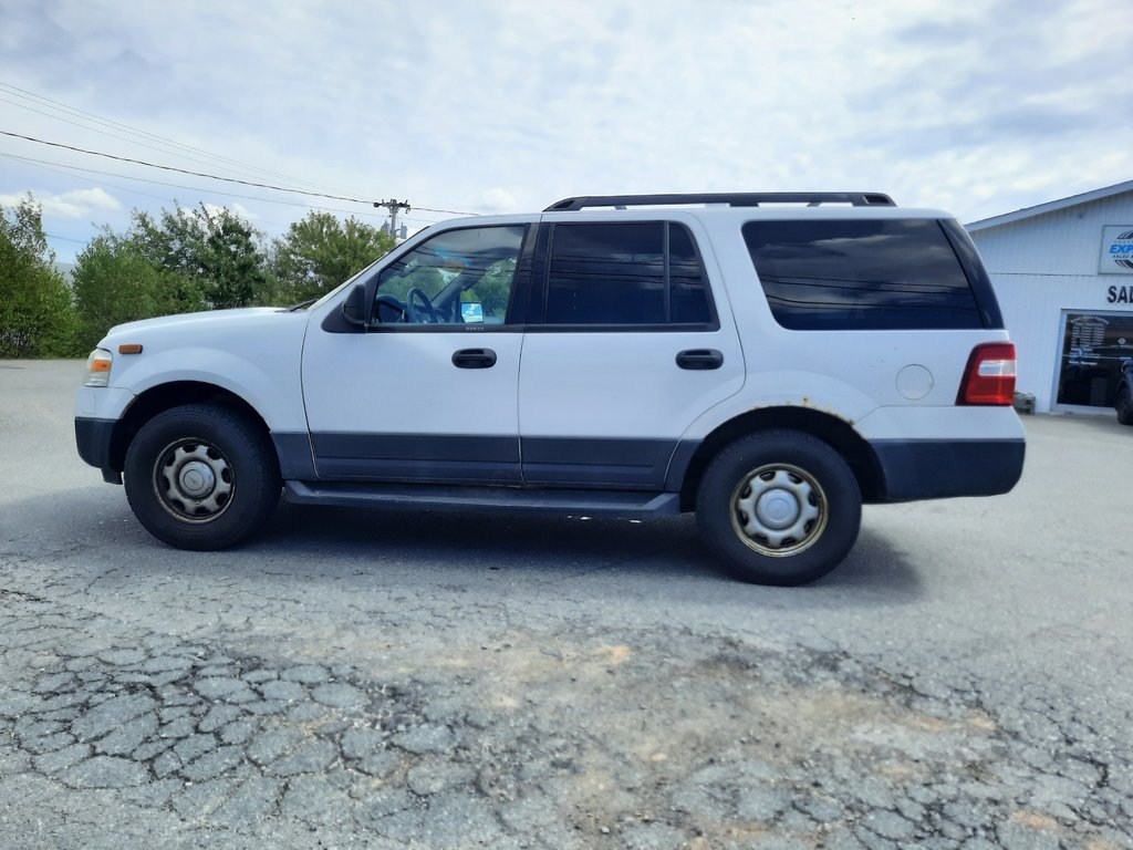 2010 Ford Expedition XLT in Hebbville, Nova Scotia - 6 - w1024h768px