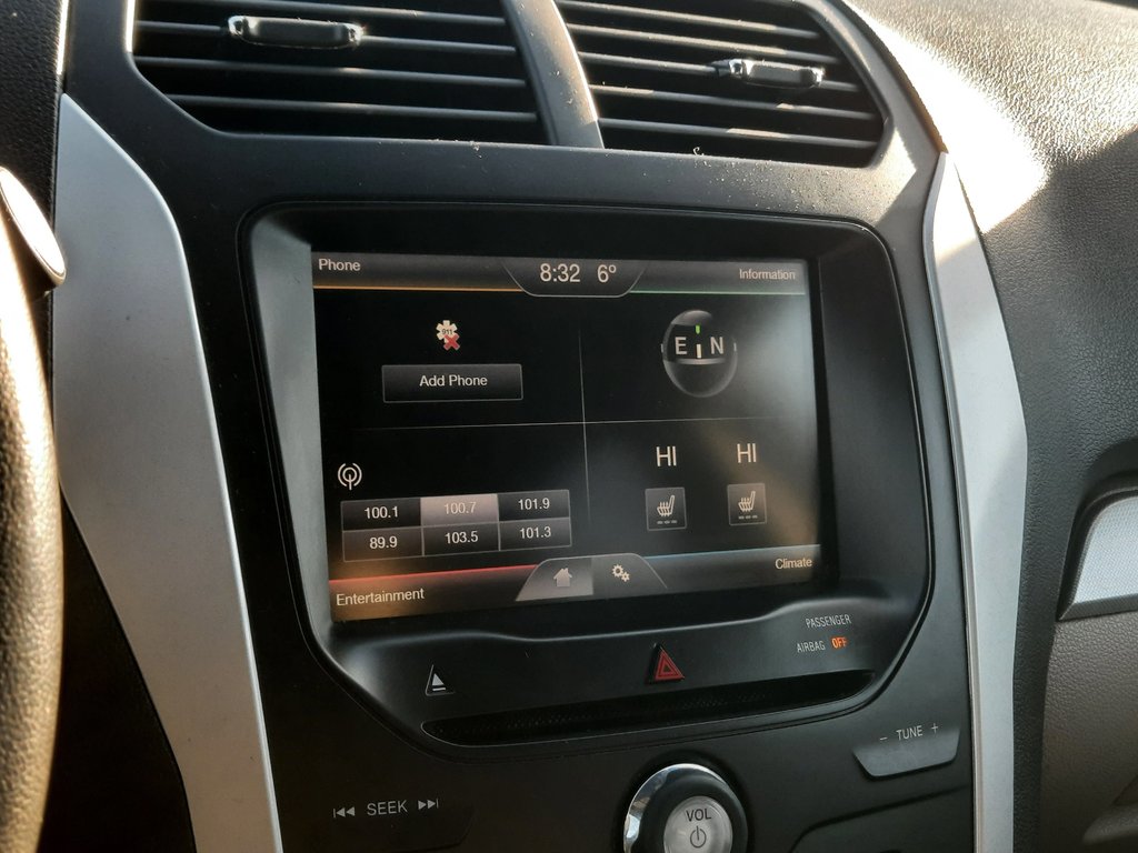 2014 Ford Explorer XLT in Hebbville, Nova Scotia - 17 - w1024h768px