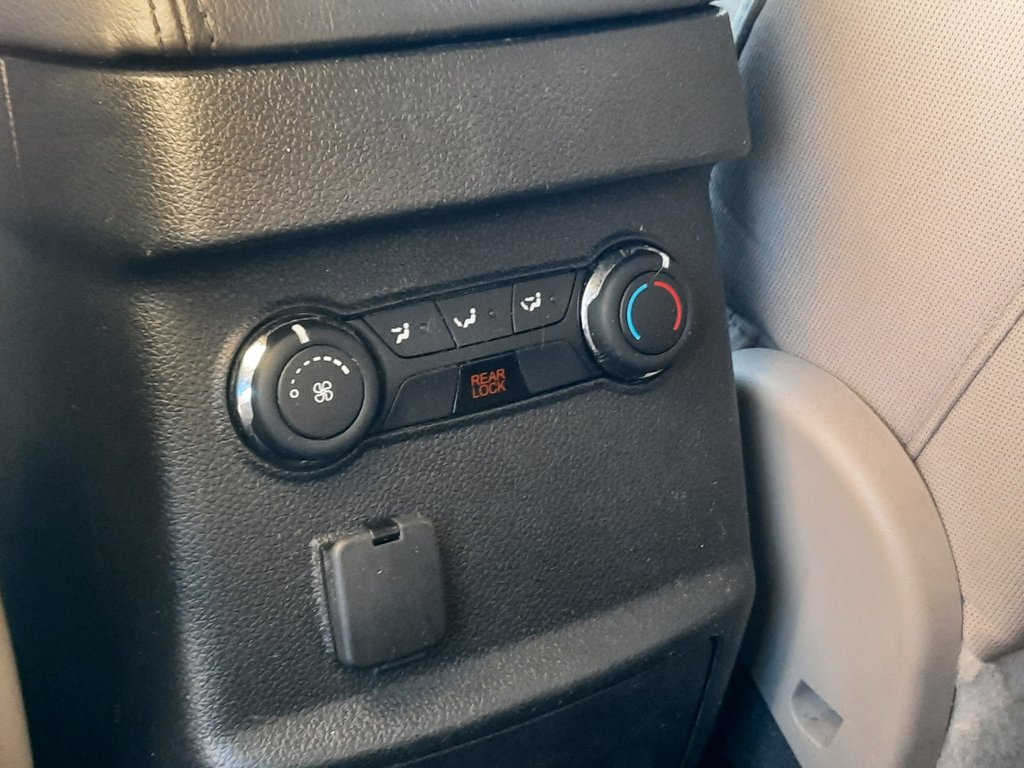 2014 Ford Explorer XLT in Hebbville, Nova Scotia - 31 - w1024h768px