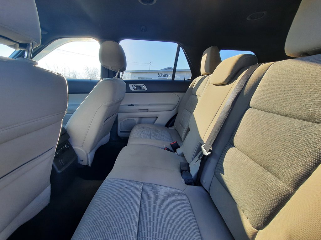 2014 Ford Explorer XLT in Hebbville, Nova Scotia - 29 - w1024h768px