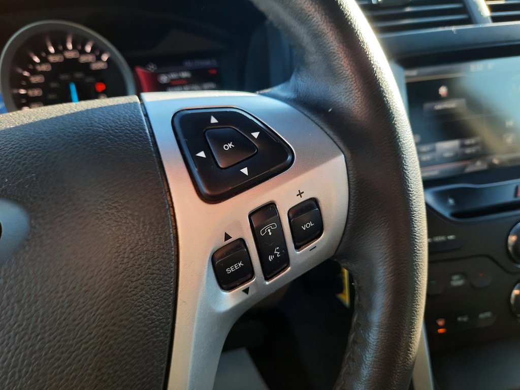 2014 Ford Explorer XLT in Hebbville, Nova Scotia - 14 - w1024h768px