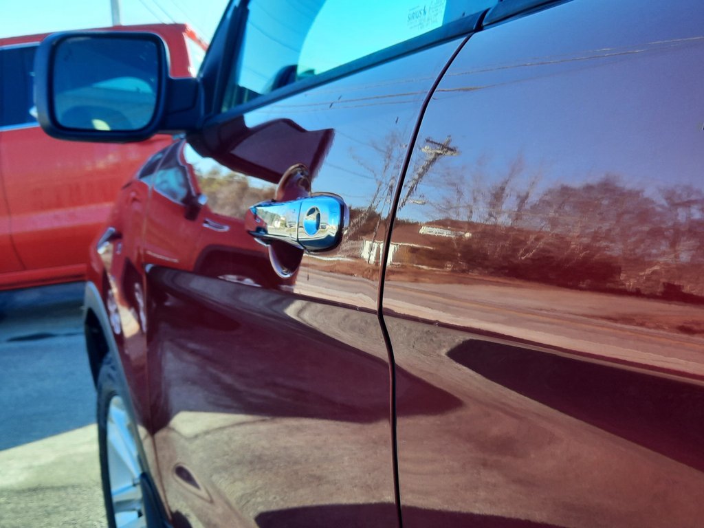 2014 Ford Explorer XLT in Hebbville, Nova Scotia - 11 - w1024h768px