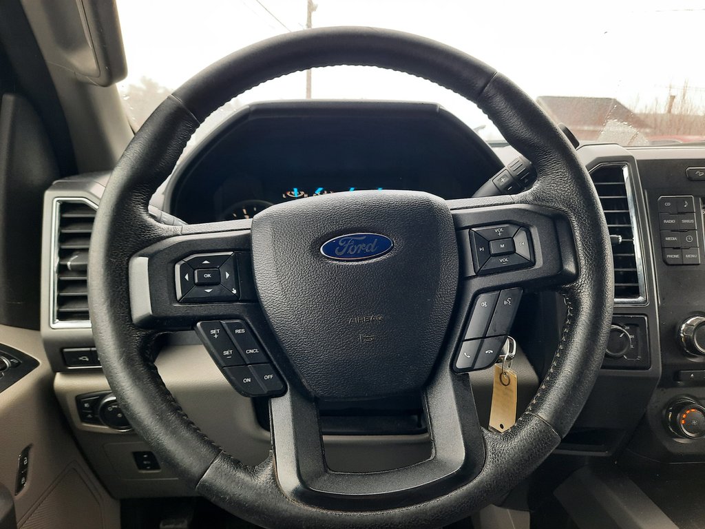 2015 Ford F-150 XLT in Hebbville, Nova Scotia - 13 - w1024h768px
